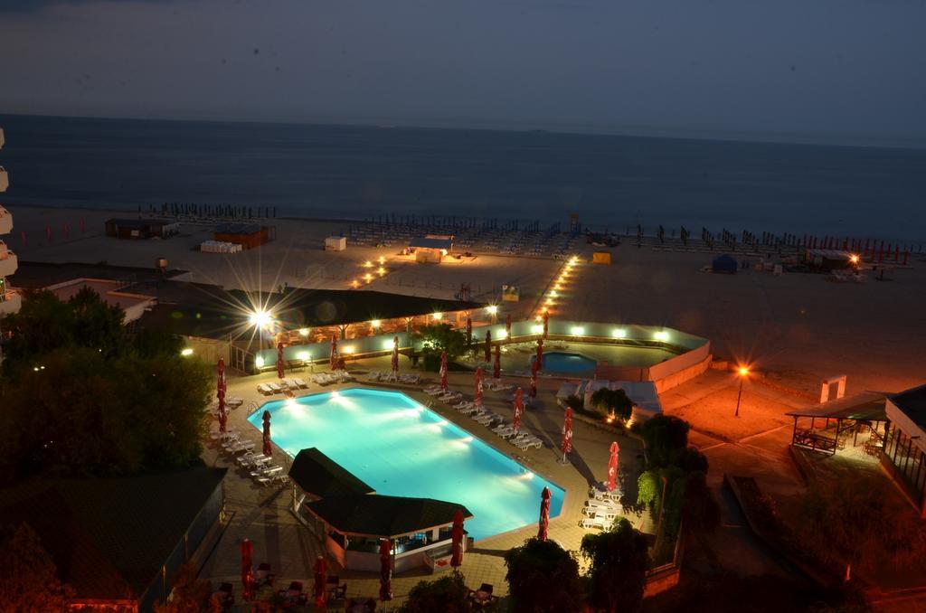 Savoy Hotel Mamaia Exterior photo