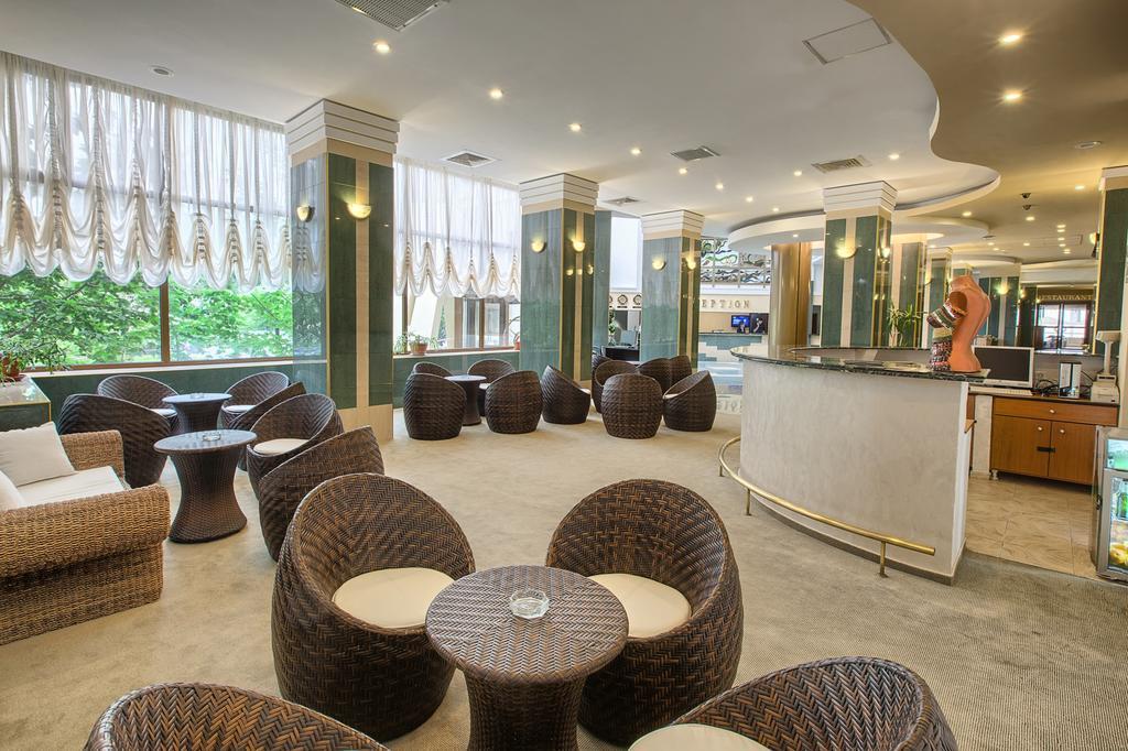 Savoy Hotel Mamaia Exterior photo
