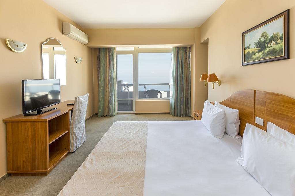 Savoy Hotel Mamaia Exterior photo