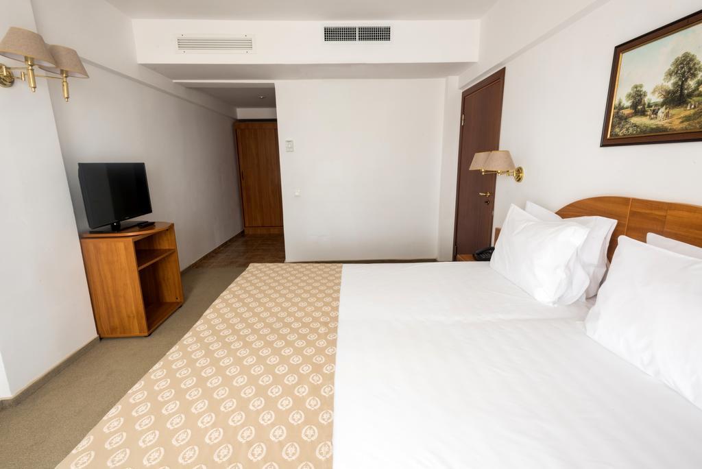 Savoy Hotel Mamaia Exterior photo