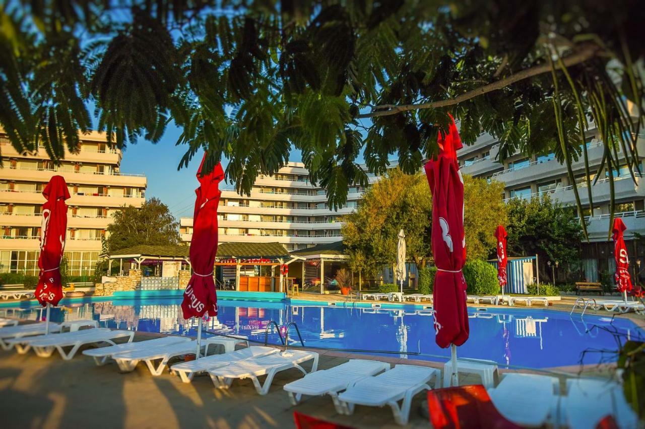 Savoy Hotel Mamaia Exterior photo